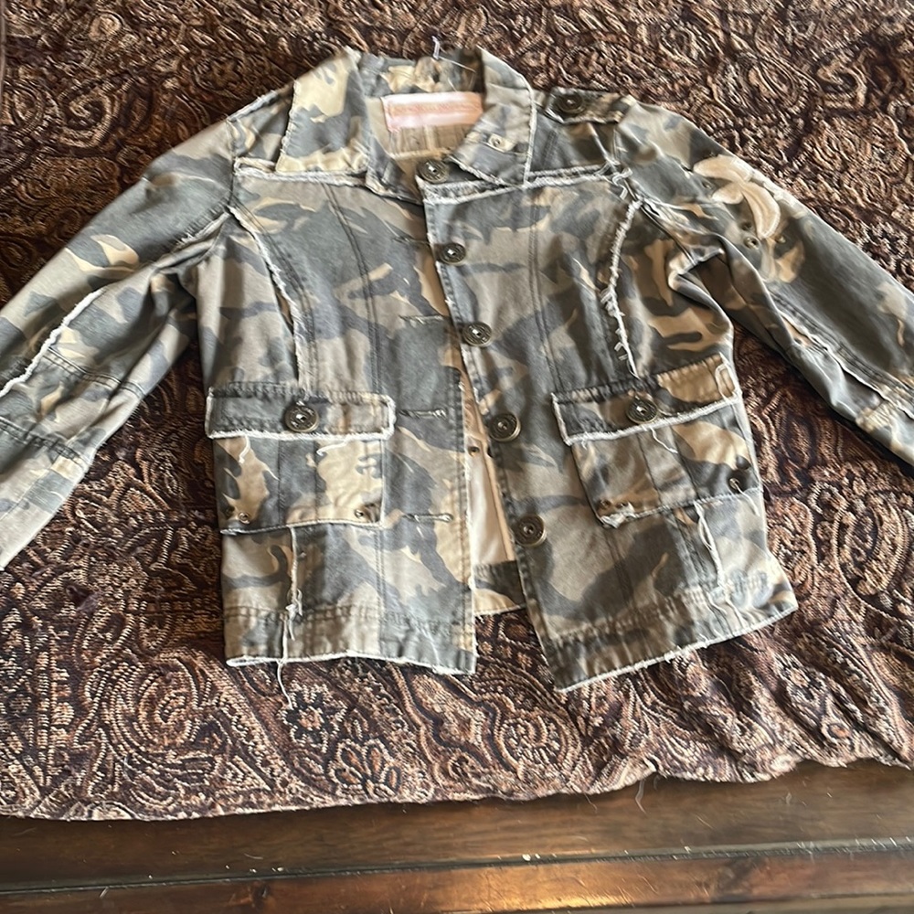 Adorable miss me half sleeve jacket